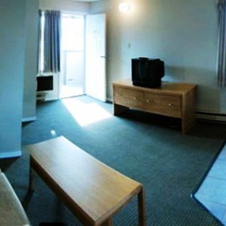 George Point Inn Surrey Ngoại thất bức ảnh