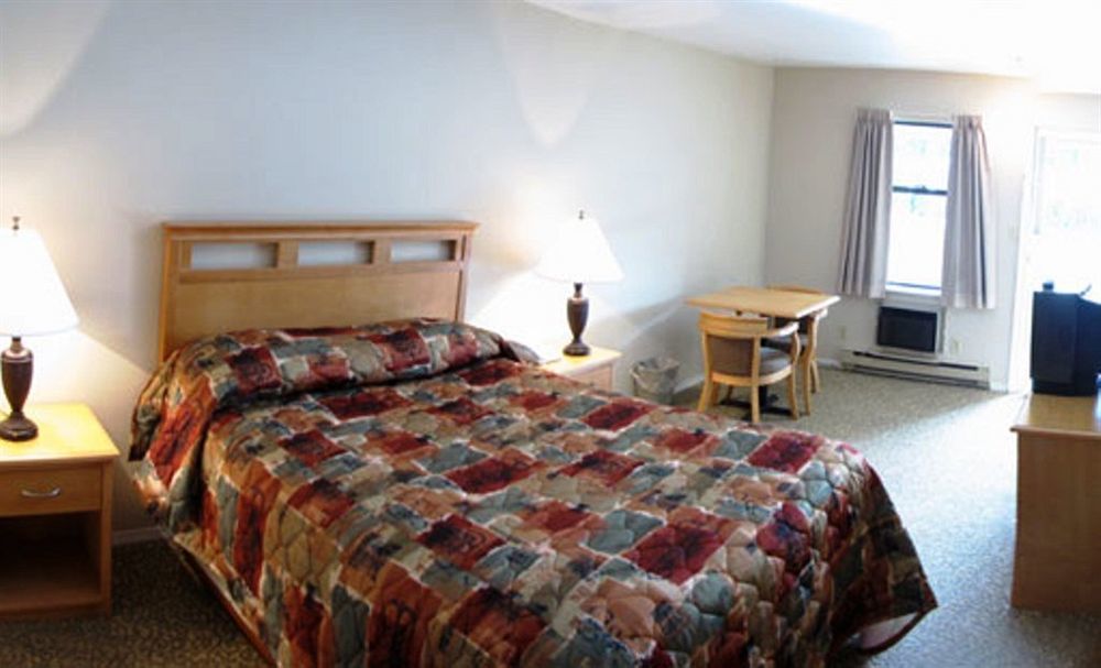 George Point Inn Surrey Ngoại thất bức ảnh